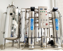 醫(yī)院管道直飲水0.5噸單級反滲透設備